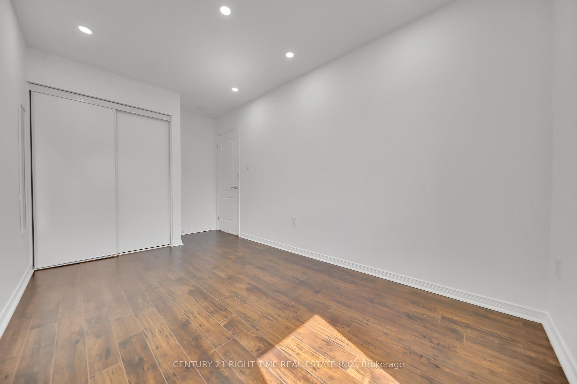 Photo 30 of 265 Pineglen Crescent, Kitchener — HOMEH