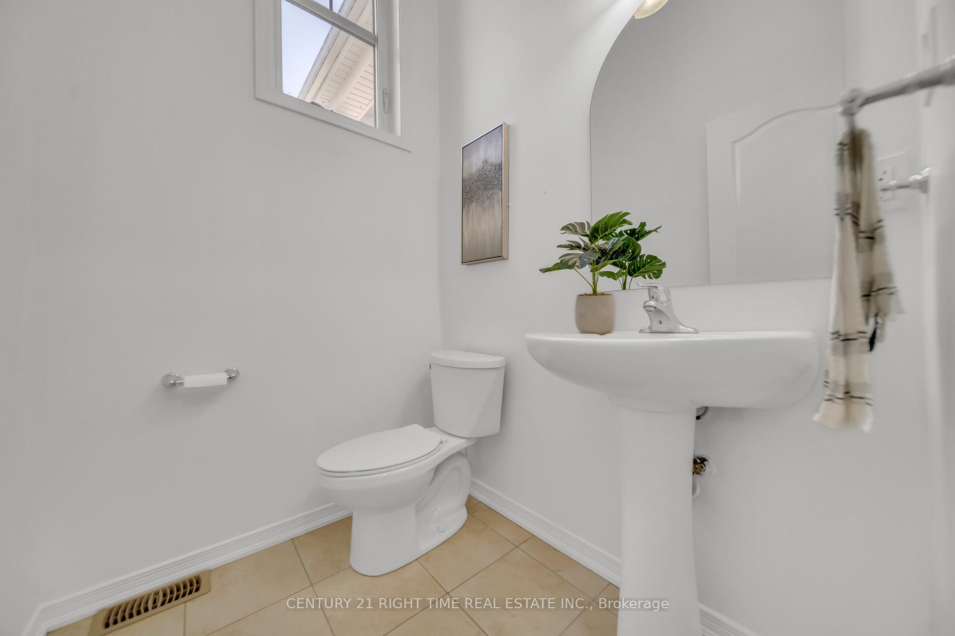 Photo 33 of 265 Pineglen Crescent, Kitchener — HOMEH