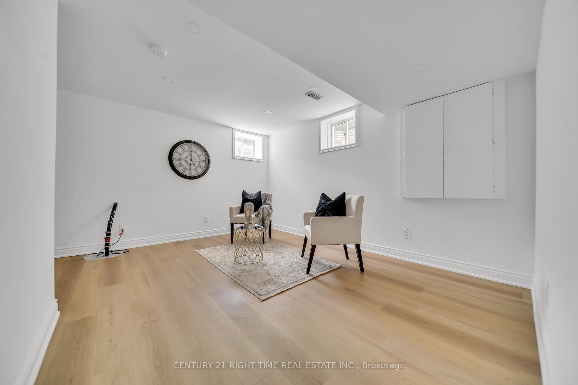 Photo 20 of 265 Pineglen Crescent, Kitchener — HOMEH