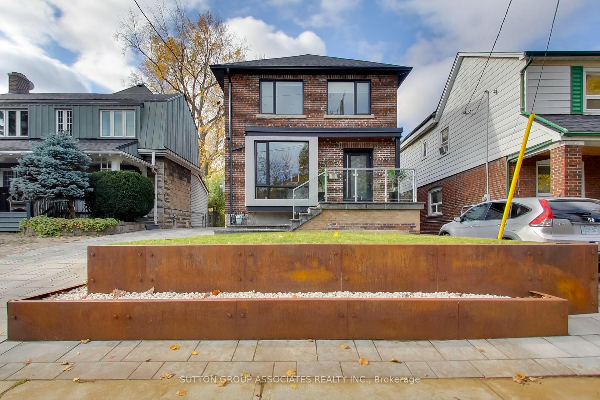 Photo 2 of 302 Winona Drive, Toronto, Oakwood Village — HOMEH