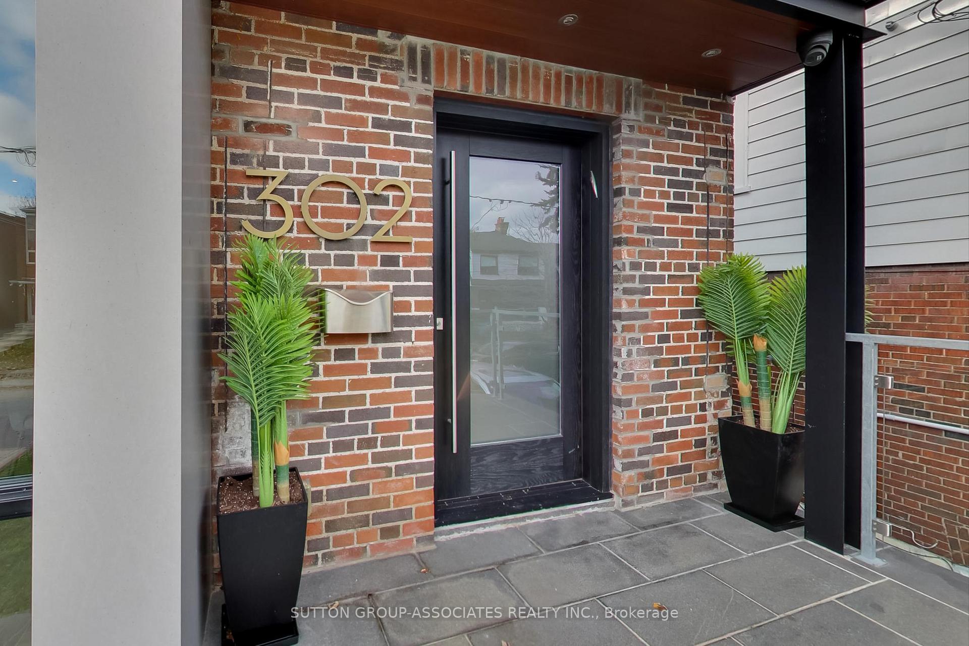 Photo 3 of 302 Winona Drive, Toronto, Oakwood Village — HOMEH