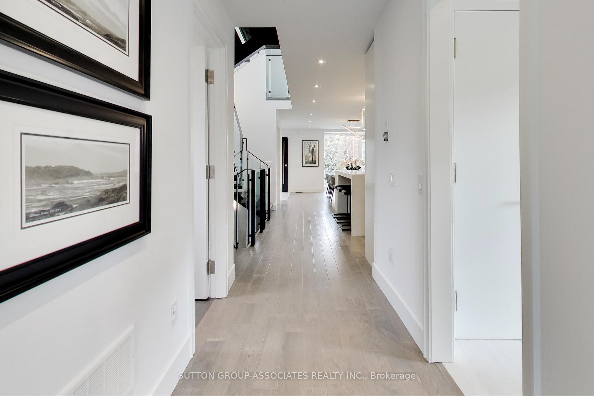 Photo 9 of 302 Winona Drive, Toronto, Oakwood Village — HOMEH