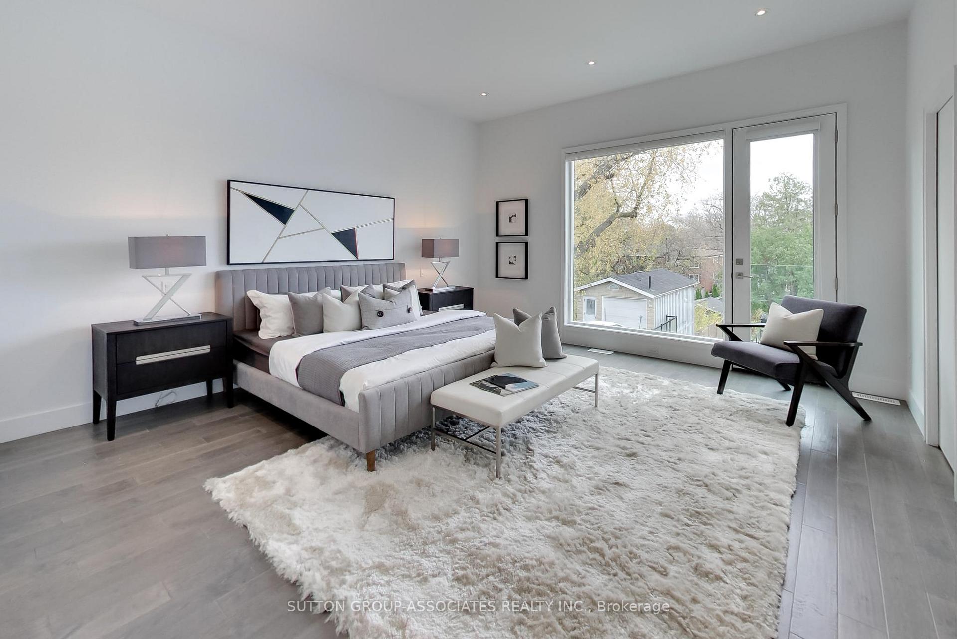 Photo 15 of 302 Winona Drive, Toronto, Oakwood Village — HOMEH