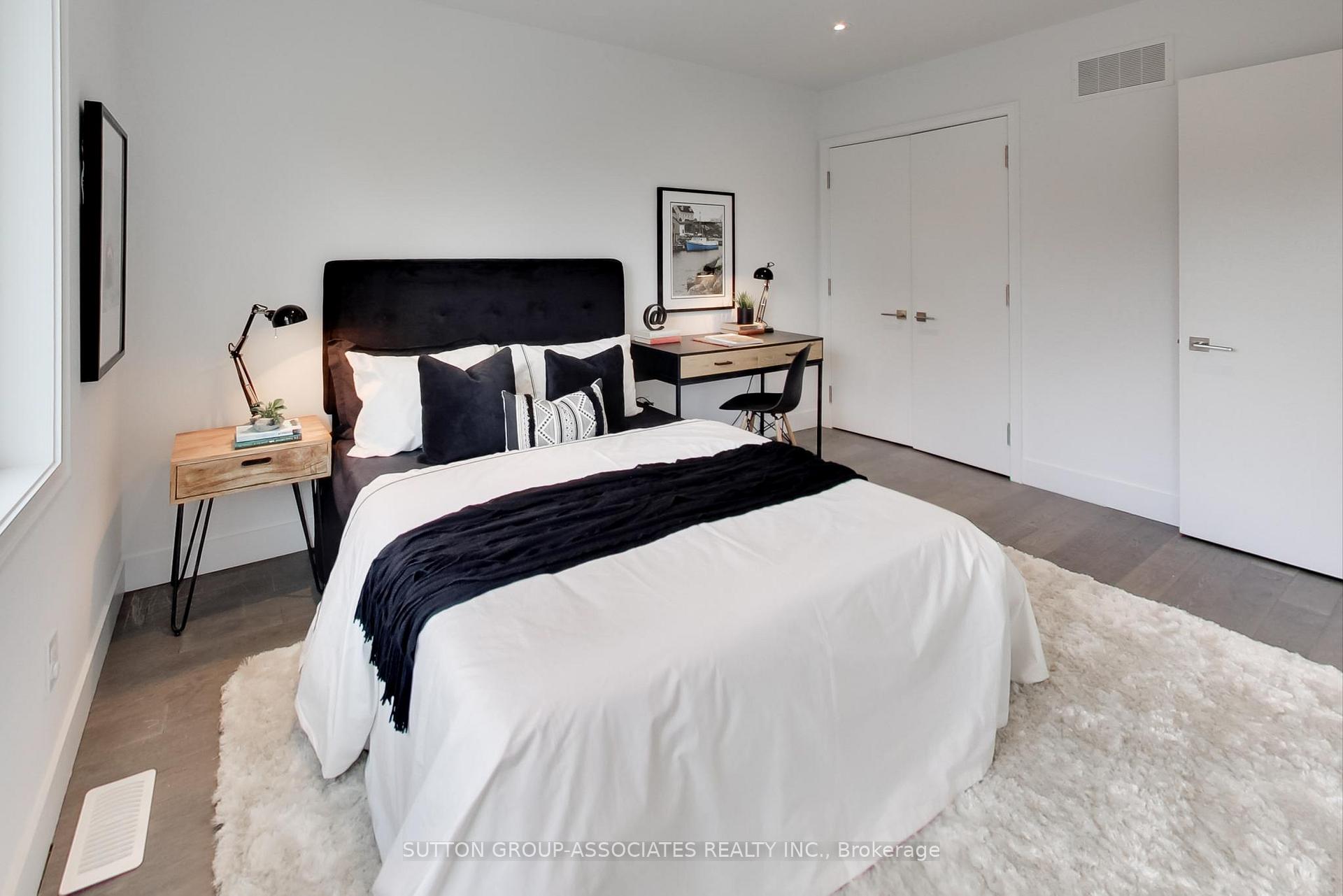 Photo 20 of 302 Winona Drive, Toronto, Oakwood Village — HOMEH