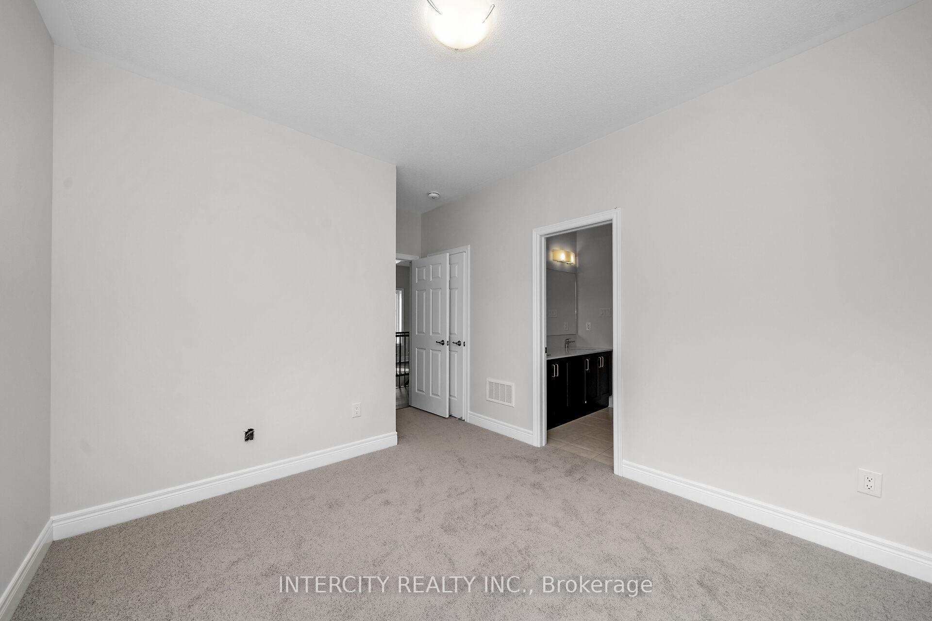 Photo 32 of 29 Kessler Drive, Brampton, Sandringham-Wellington North — HOMEH