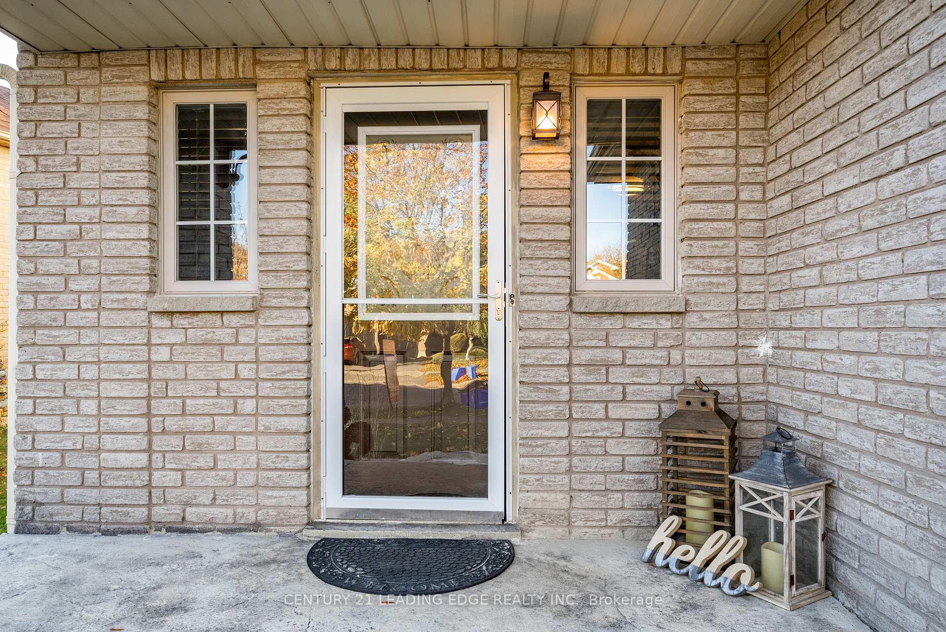 Photo 4 of 444 Ormond Drive, Oshawa, Samac — HOMEH