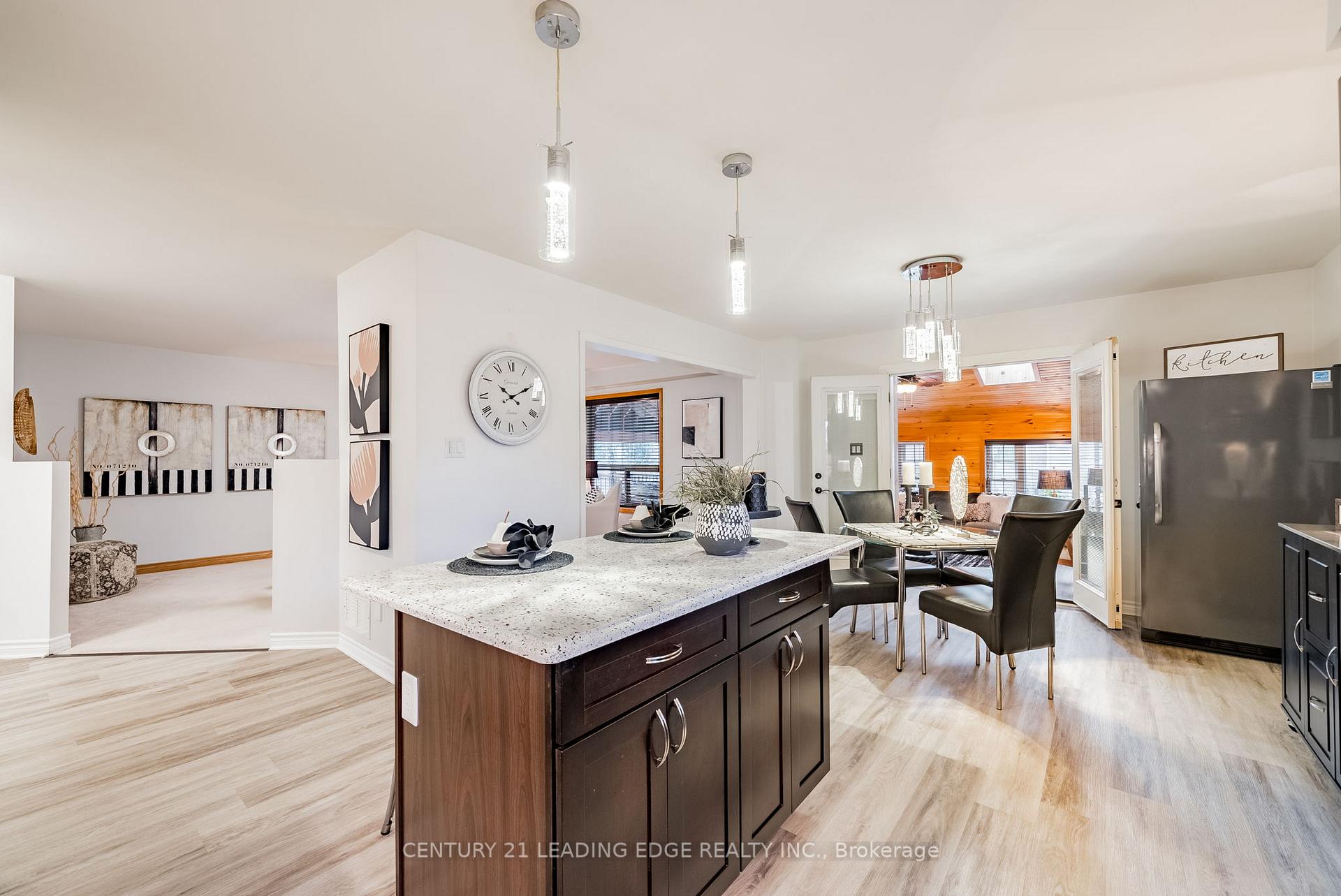 Photo 8 of 444 Ormond Drive, Oshawa, Samac — HOMEH