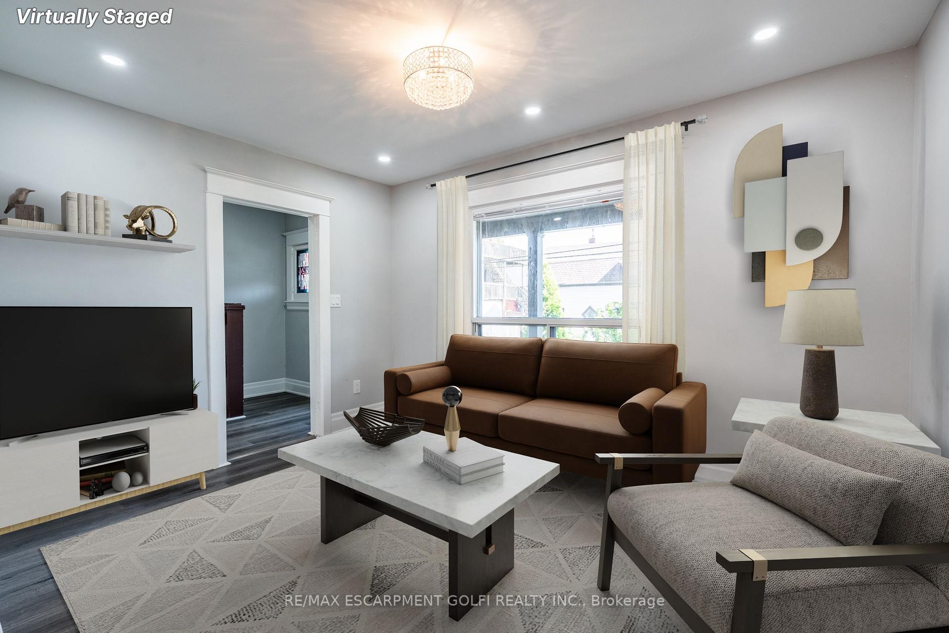 Photo 14 of 1124 Cannon Street E, Hamilton, Crown Point — HOMEH