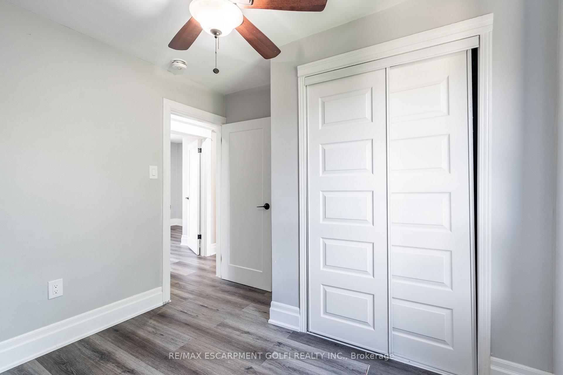 Photo 27 of 1124 Cannon Street E, Hamilton, Crown Point — HOMEH