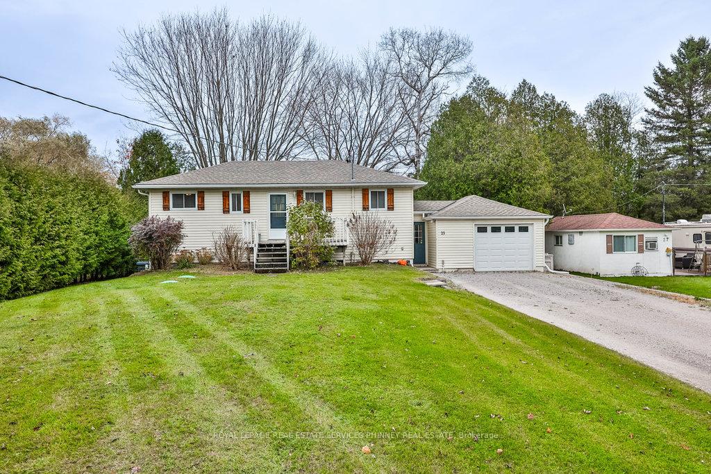 Photo 2 of 25 Nicholson Drive, Uxbridge, Rural Uxbridge — HOMEH