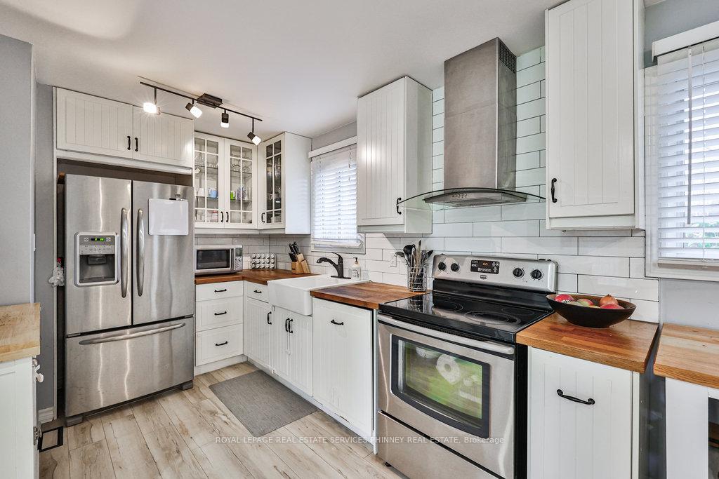 Photo 13 of 25 Nicholson Drive, Uxbridge, Rural Uxbridge — HOMEH