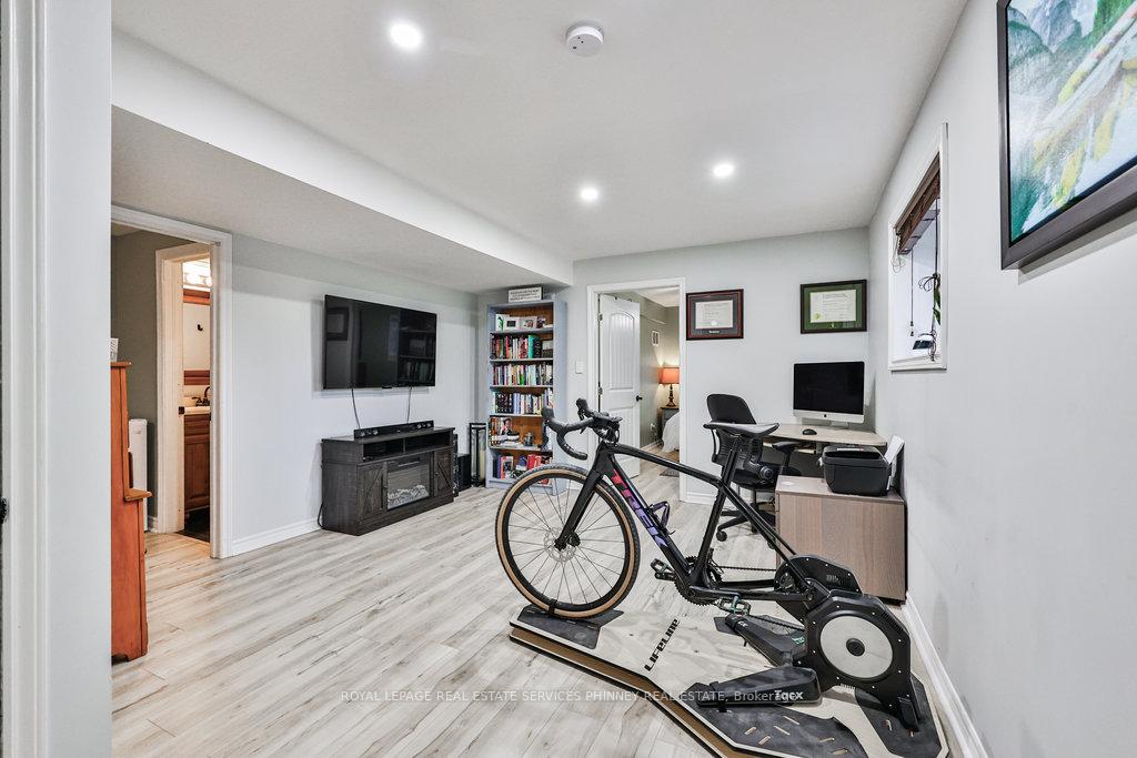 Photo 21 of 25 Nicholson Drive, Uxbridge, Rural Uxbridge — HOMEH