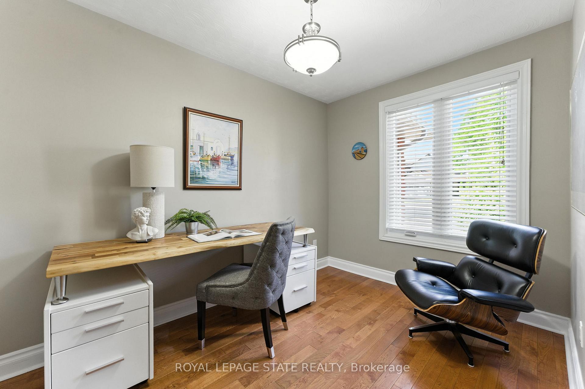 Photo 35 of 286 Lloyminn Avenue, Hamilton, Ancaster — HOMEH
