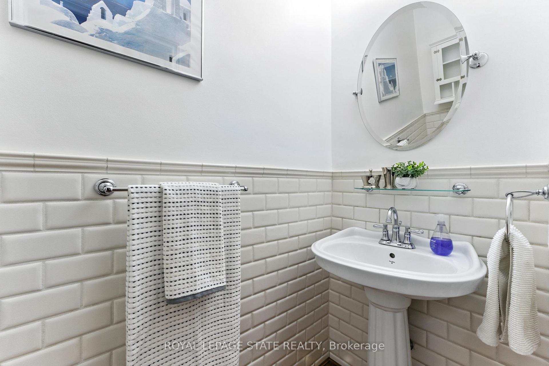 Photo 17 of 286 Lloyminn Avenue, Hamilton, Ancaster — HOMEH