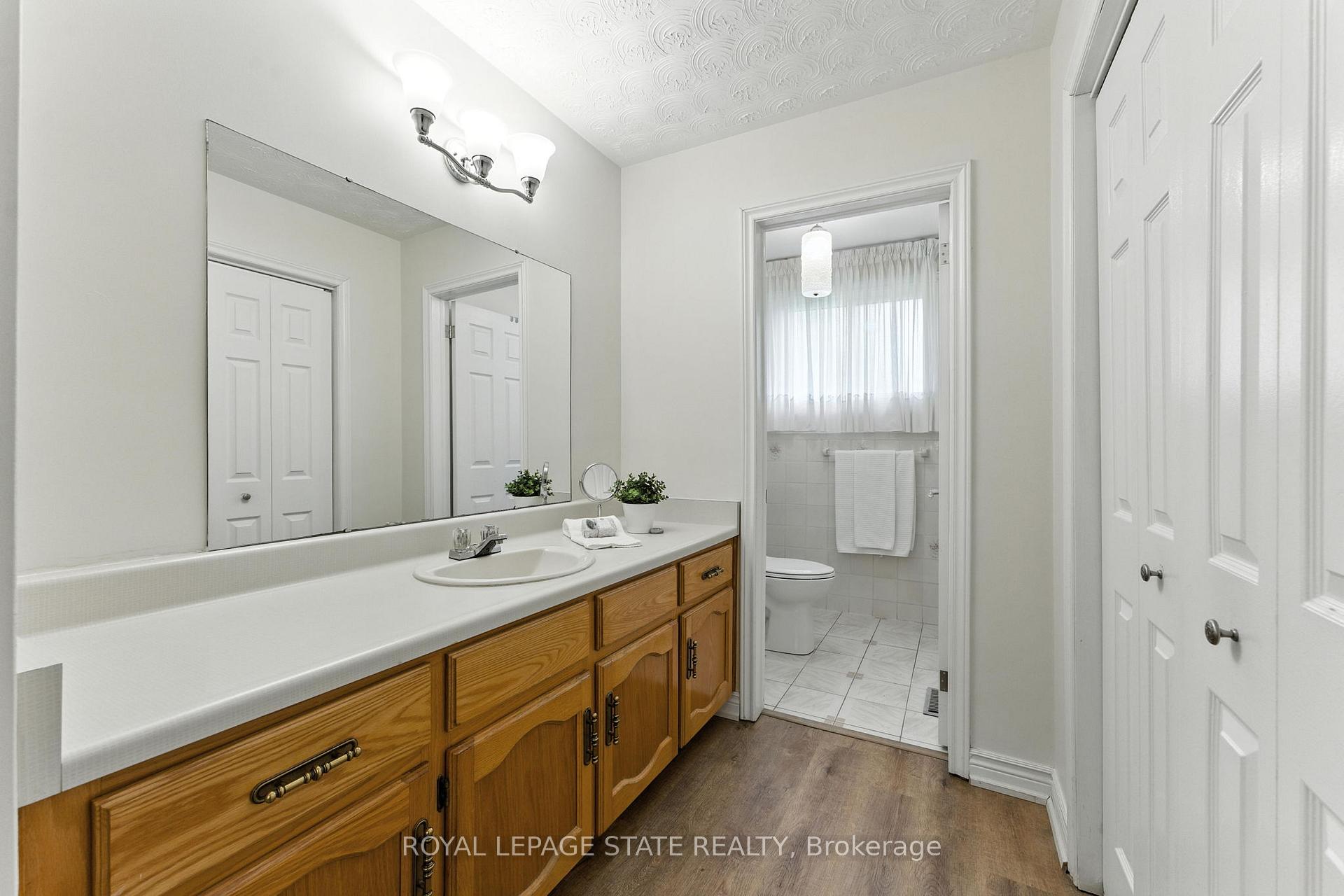 Photo 16 of 286 Lloyminn Avenue, Hamilton, Ancaster — HOMEH