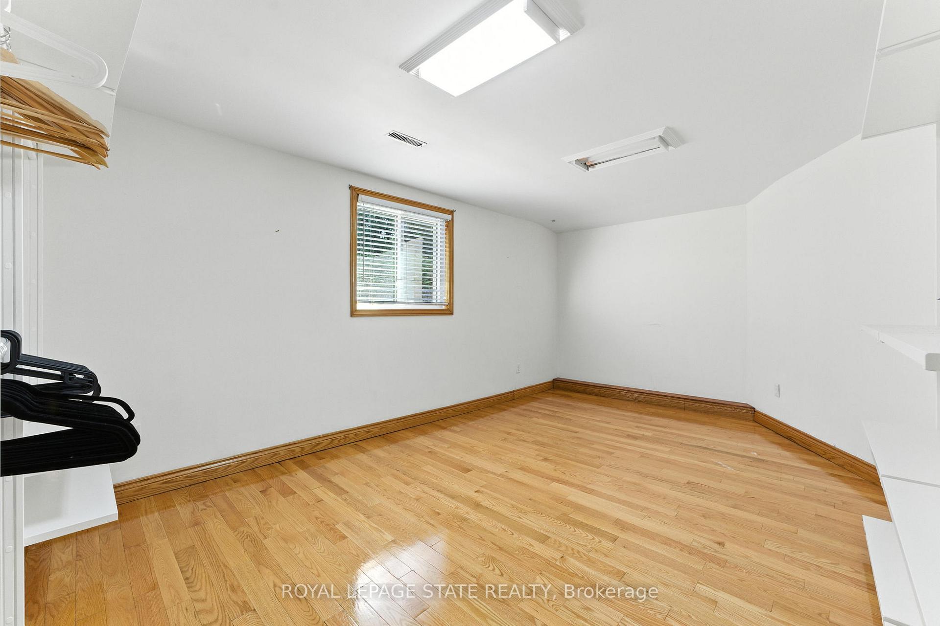 Photo 36 of 286 Lloyminn Avenue, Hamilton, Ancaster — HOMEH