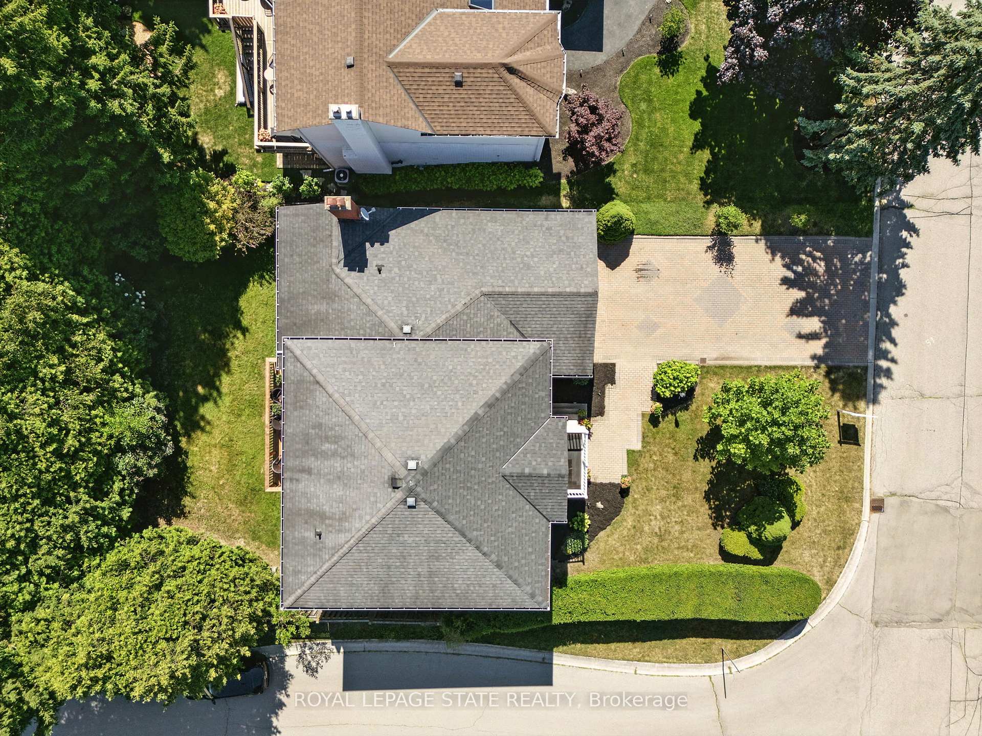 Photo 43 of 286 Lloyminn Avenue, Hamilton, Ancaster — HOMEH