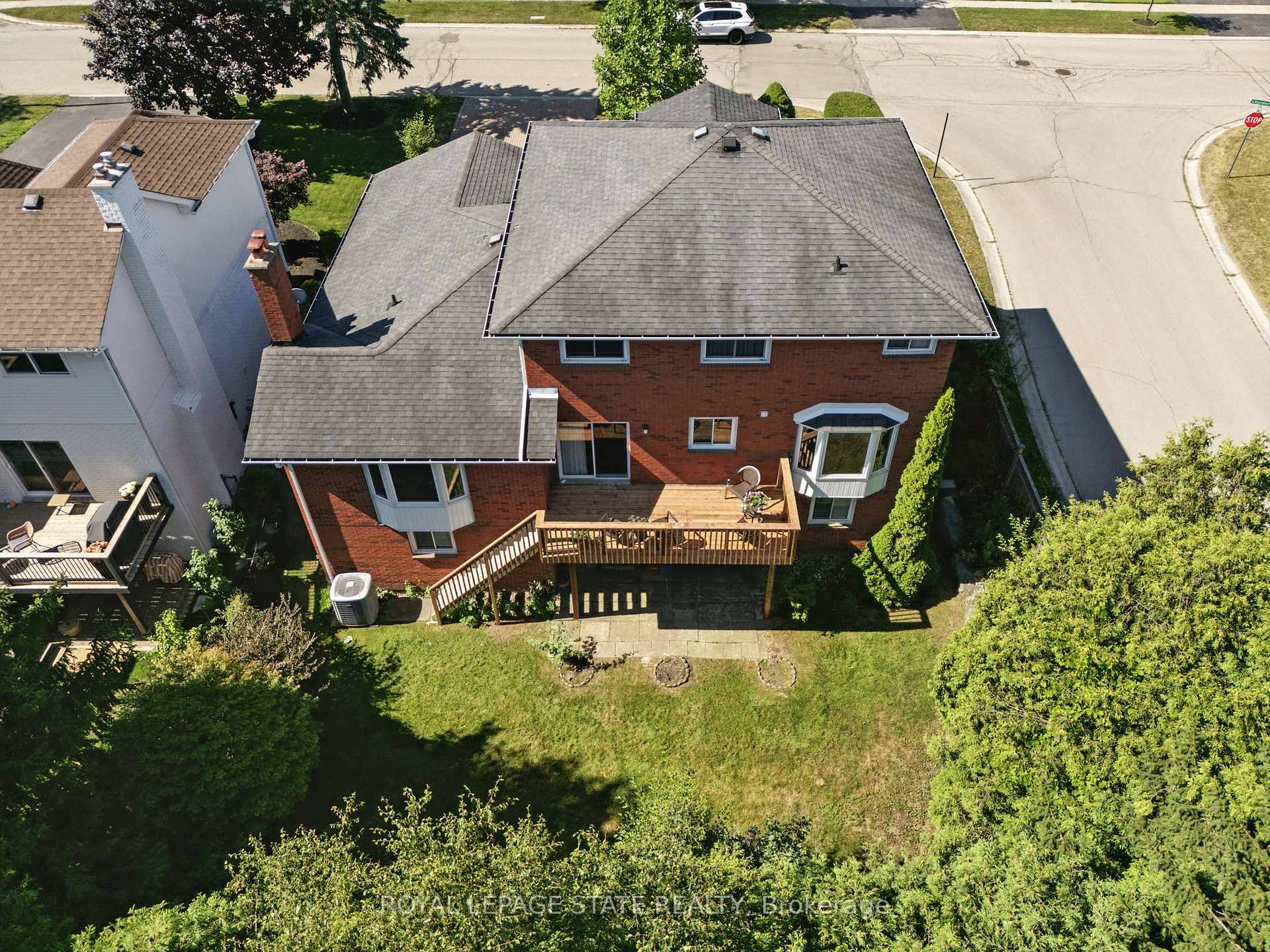 Photo 45 of 286 Lloyminn Avenue, Hamilton, Ancaster — HOMEH