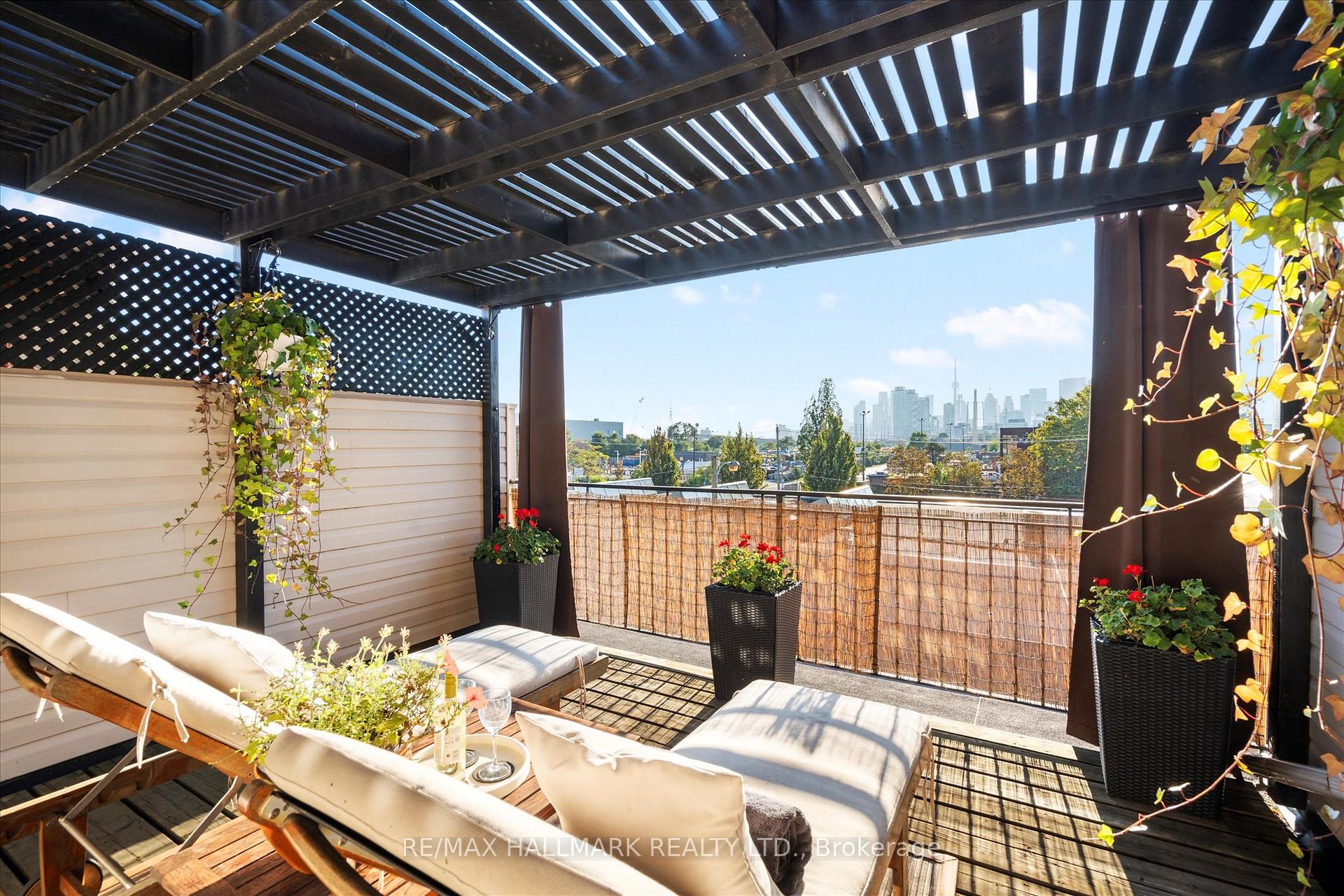 Photo 19 of 70 Logan Avenue, Toronto, South Riverdale — HOMEH