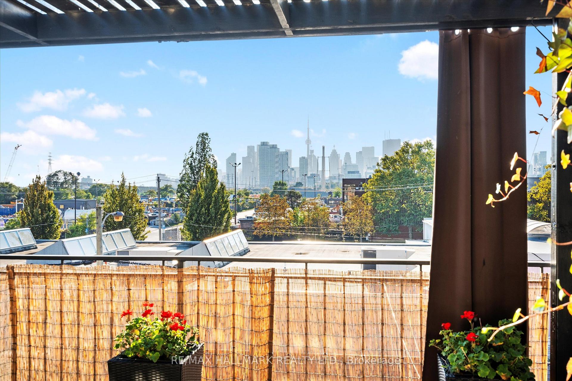 Photo 18 of 70 Logan Avenue, Toronto, South Riverdale — HOMEH