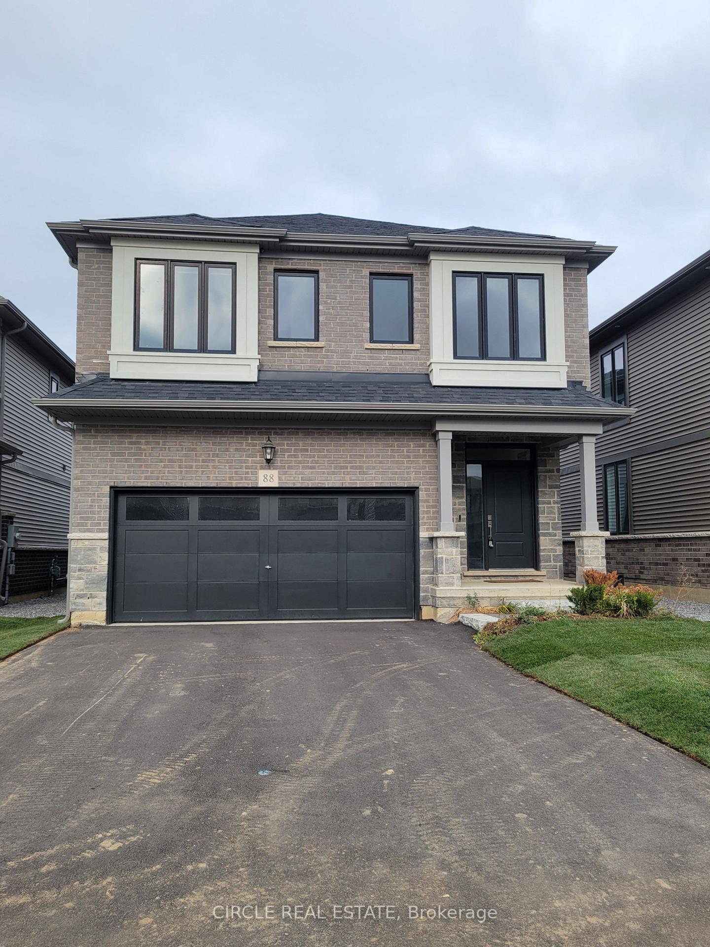 Photo 1 of 88 Blackbird Way, Hamilton, Mount Hope — HOMEH