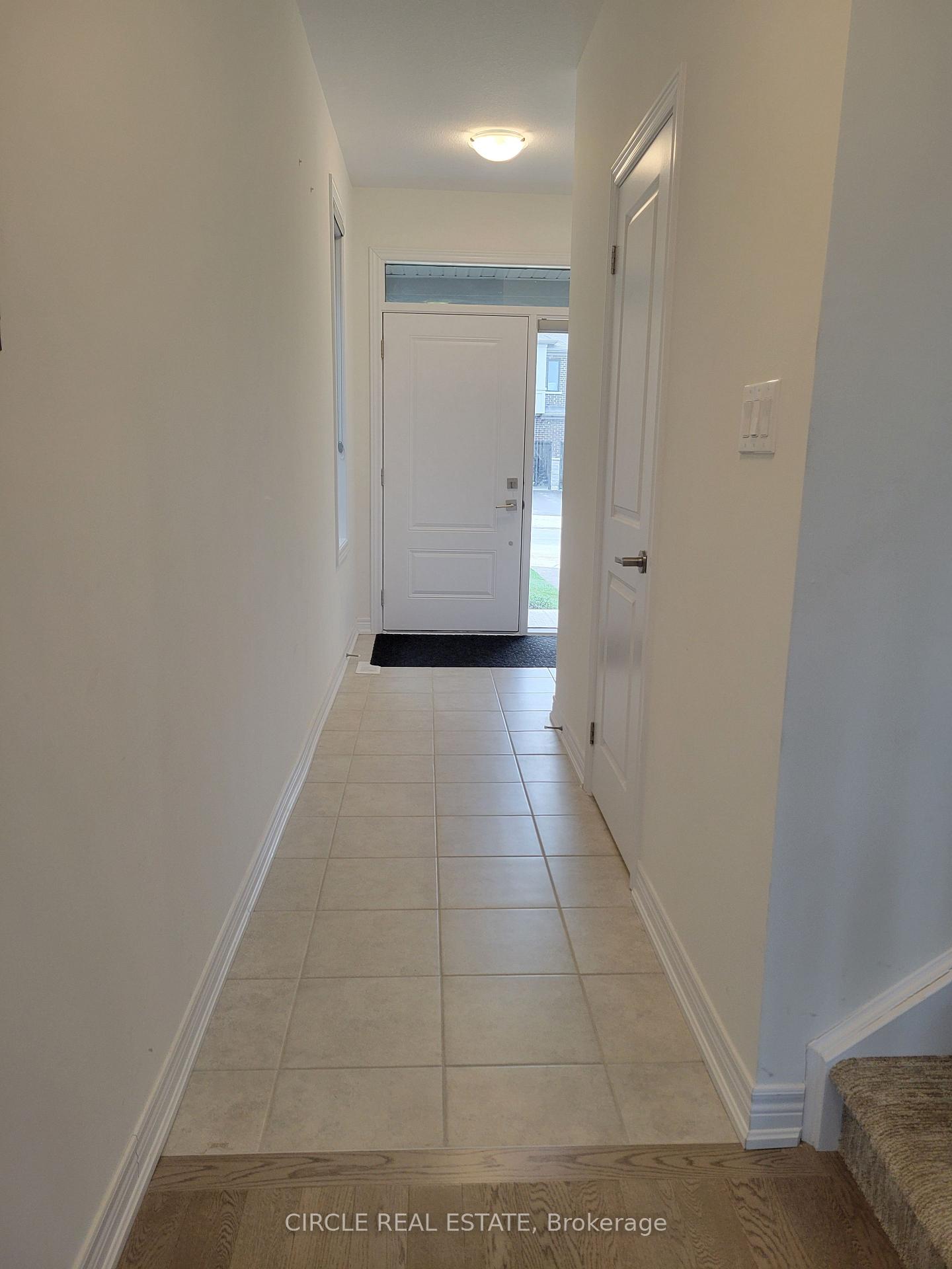 Photo 3 of 88 Blackbird Way, Hamilton, Mount Hope — HOMEH