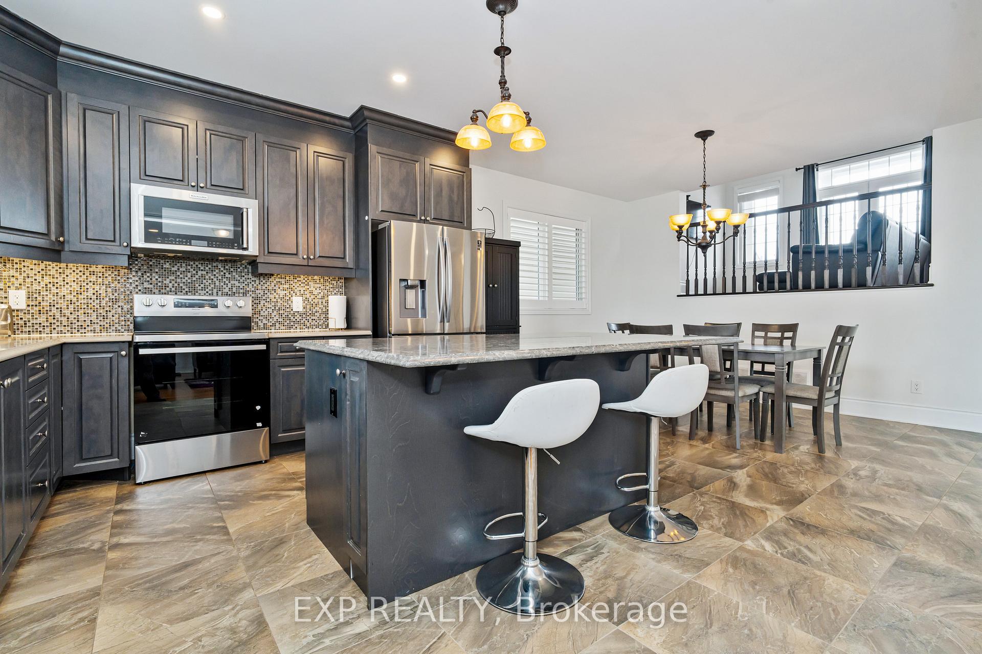 Photo 8 of 112 Burbot Street, Ottawa, Barrhaven - Half Moon Bay — HOMEH