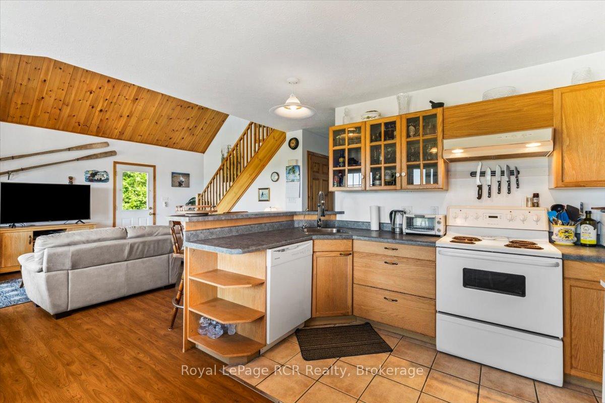 Photo 11 of 222191 Concession 14, West Grey — HOMEH