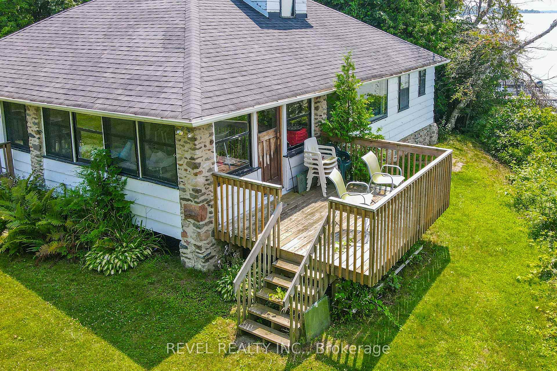 Photo 13 of 8 Johnstone Lane, Scugog, Rural Scugog — HOMEH
