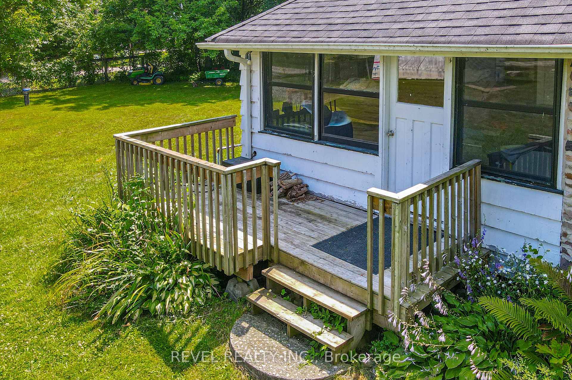 Photo 43 of 8 Johnstone Lane, Scugog, Rural Scugog — HOMEH