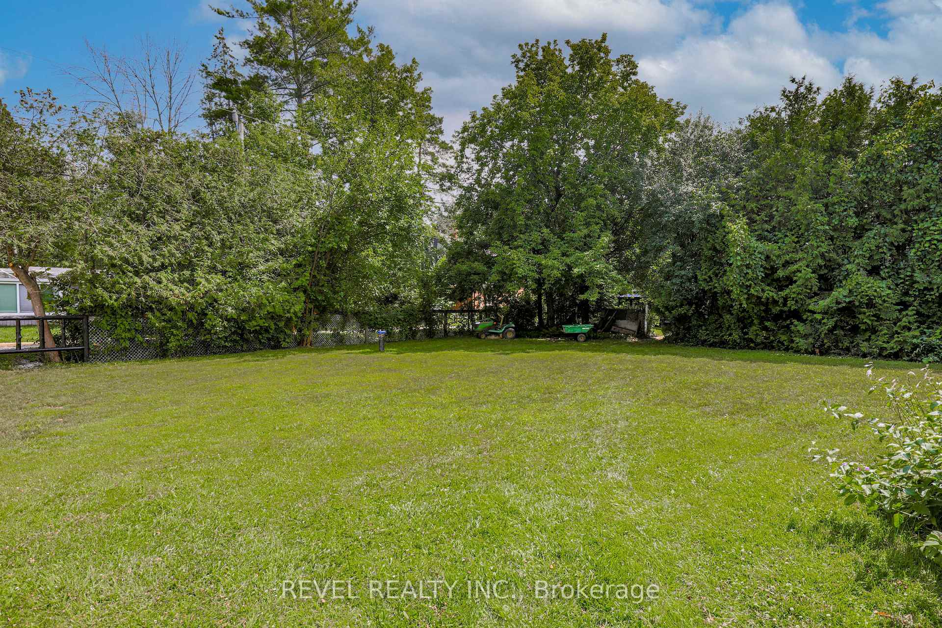 Photo 27 of 8 Johnstone Lane, Scugog, Rural Scugog — HOMEH