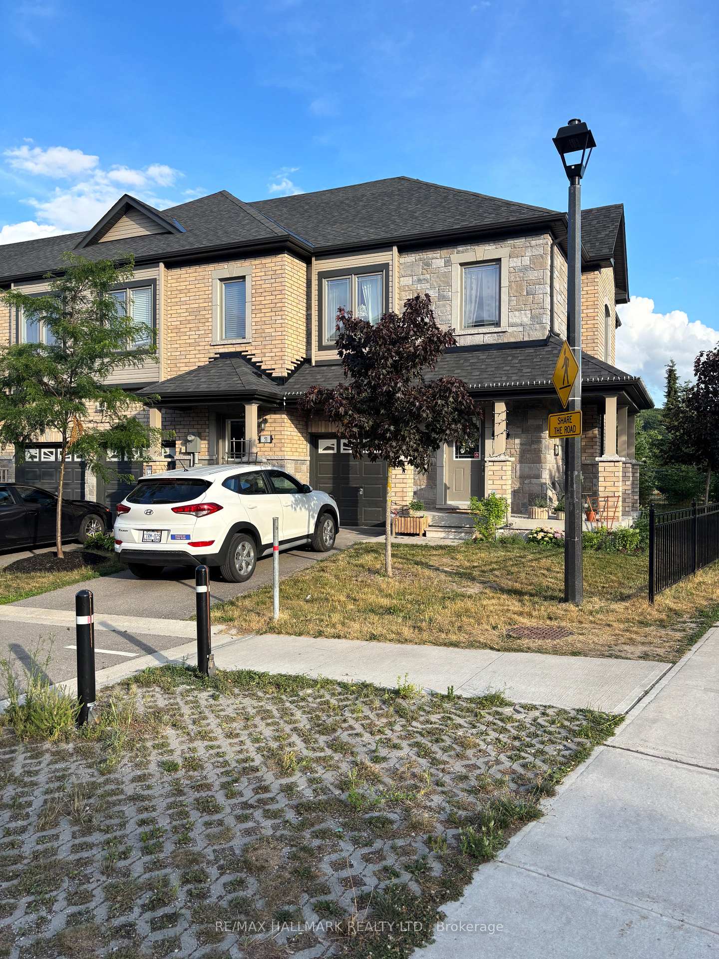Photo 2 of 53 Deneb Street, Barrie, Ardagh — HOMEH
