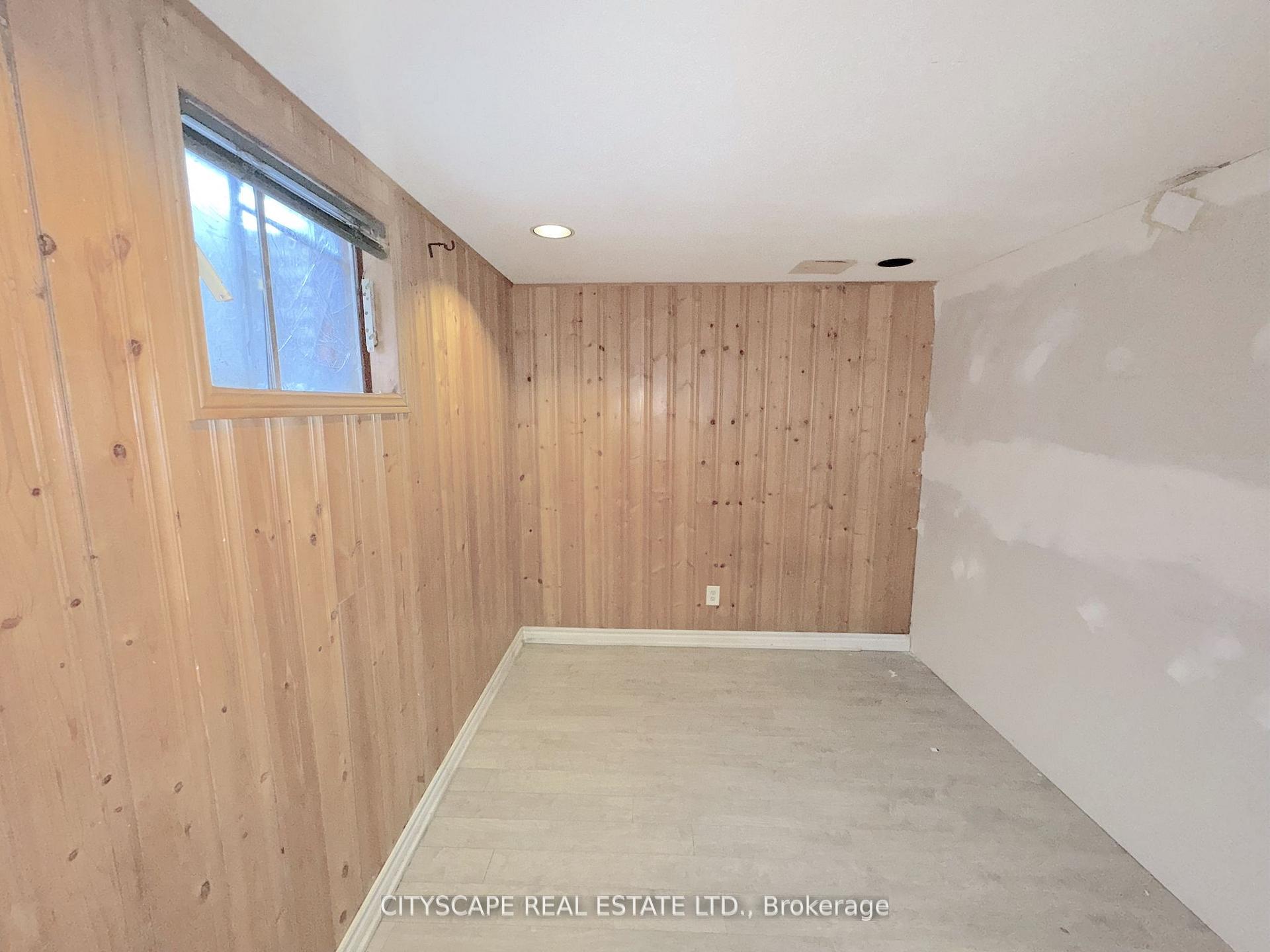 Photo 34 of 22 Nottingham Crescent, Brampton, Westgate — HOMEH