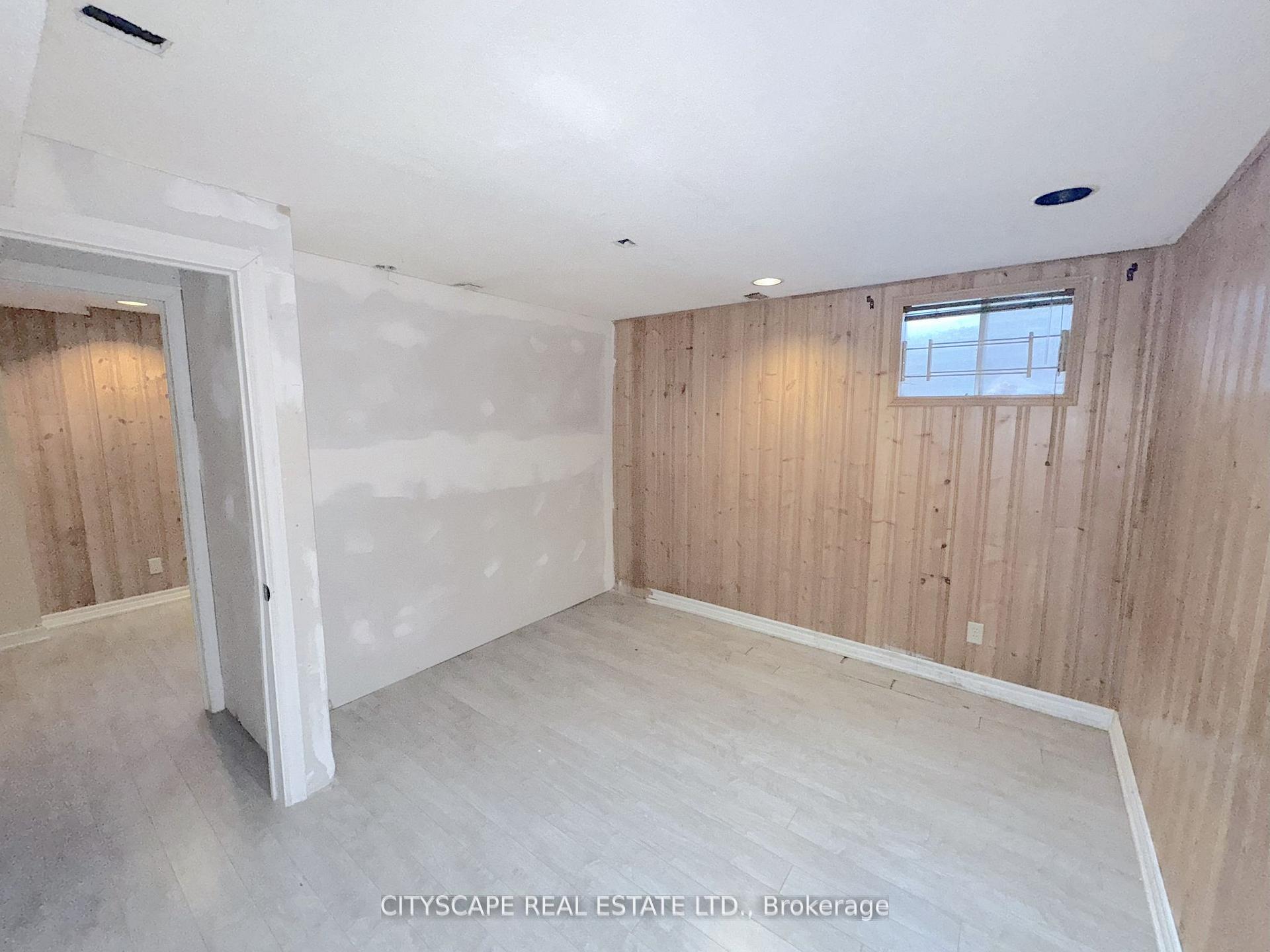 Photo 32 of 22 Nottingham Crescent, Brampton, Westgate — HOMEH