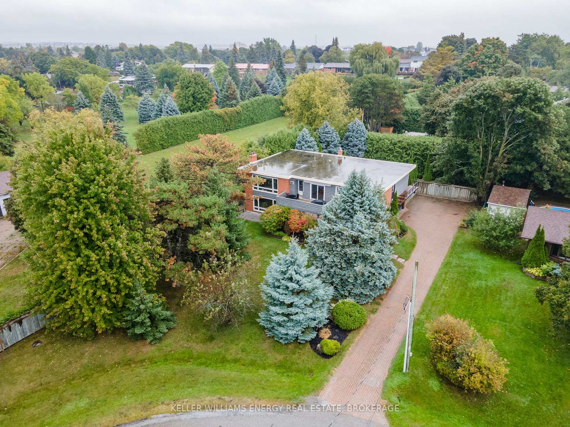 Photo 1 of 846 Pinecrest Road, Oshawa, Pinecrest — HOMEH
