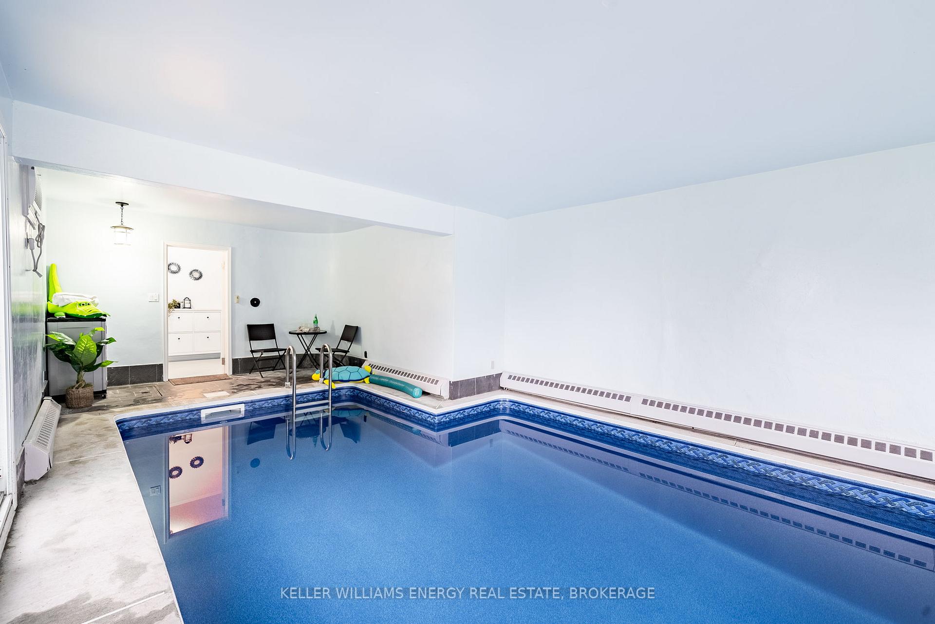Photo 6 of 846 Pinecrest Road, Oshawa, Pinecrest — HOMEH