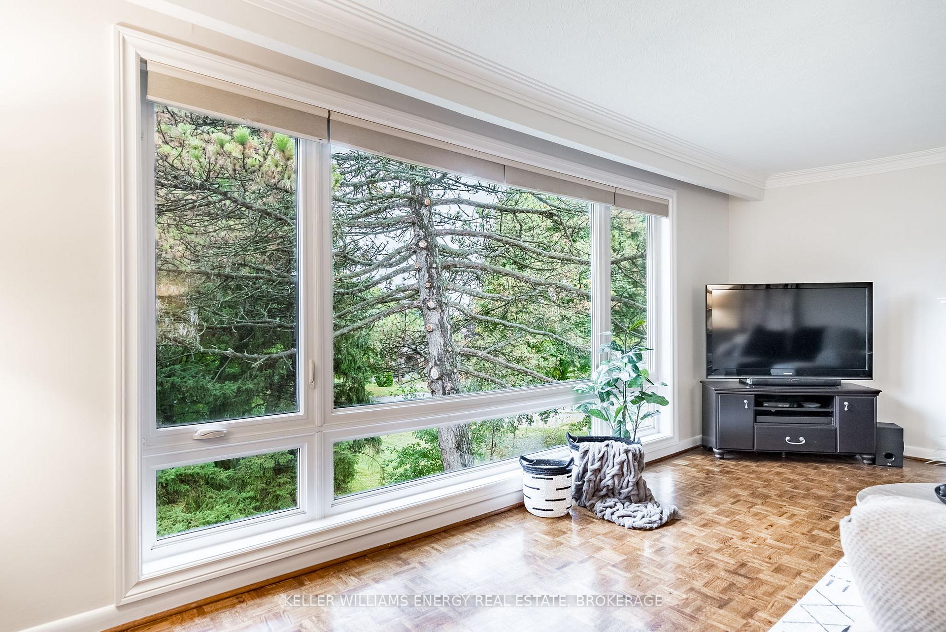 Photo 18 of 846 Pinecrest Road, Oshawa, Pinecrest — HOMEH