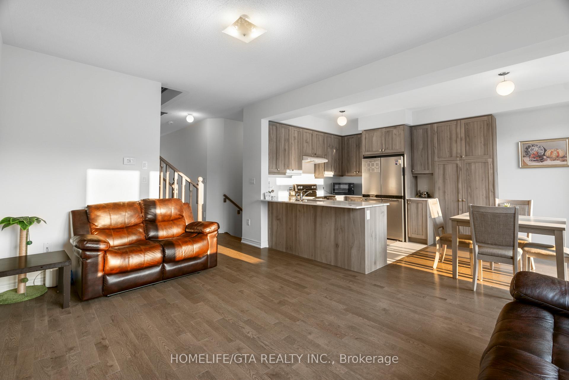 Photo 8 of 2928 Starlight Drive, Pickering, Rural Pickering — HOMEH