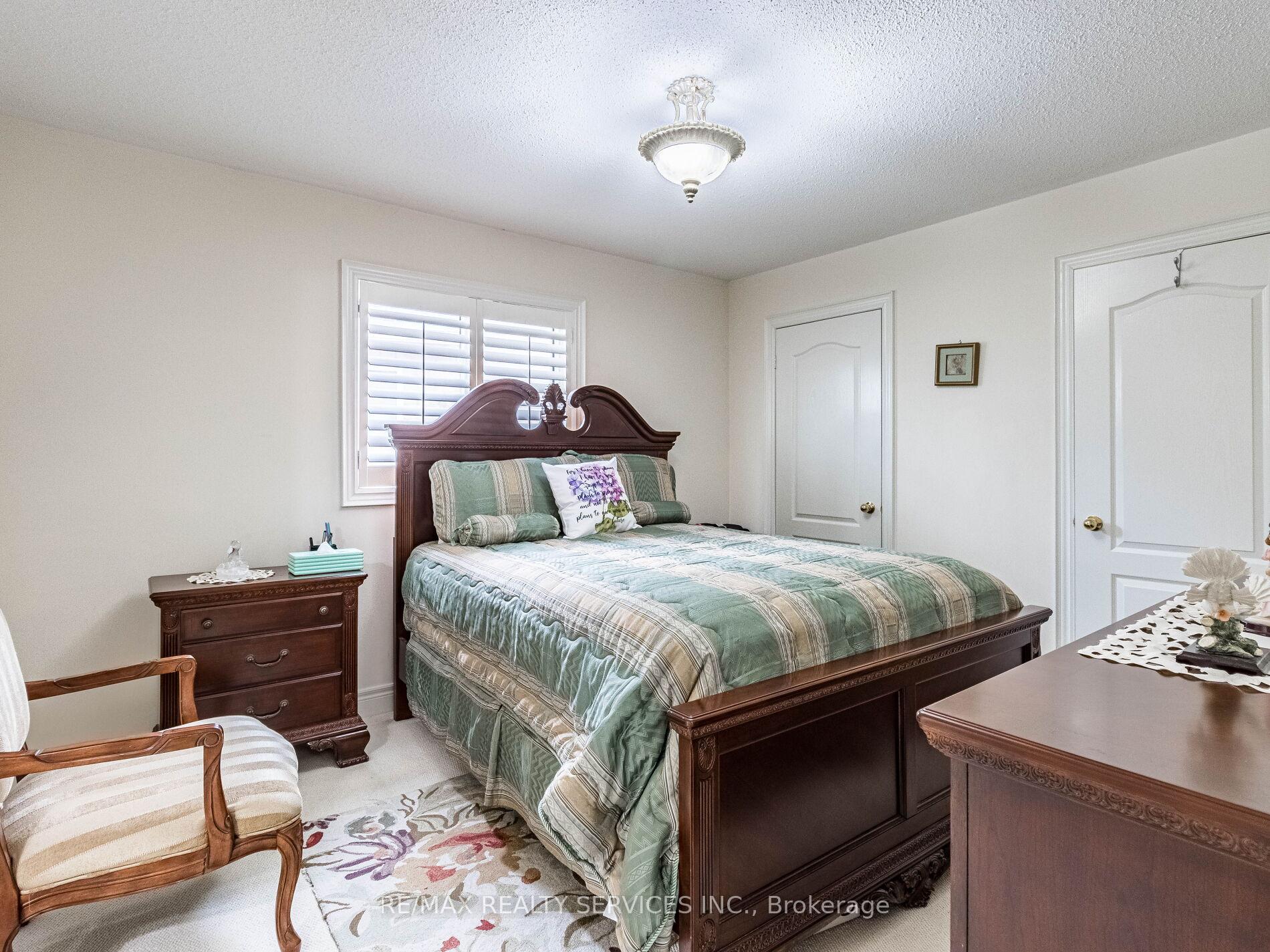 Photo 23 of 44 Trailhead Crescent, Brampton, Sandringham-Wellington — HOMEH