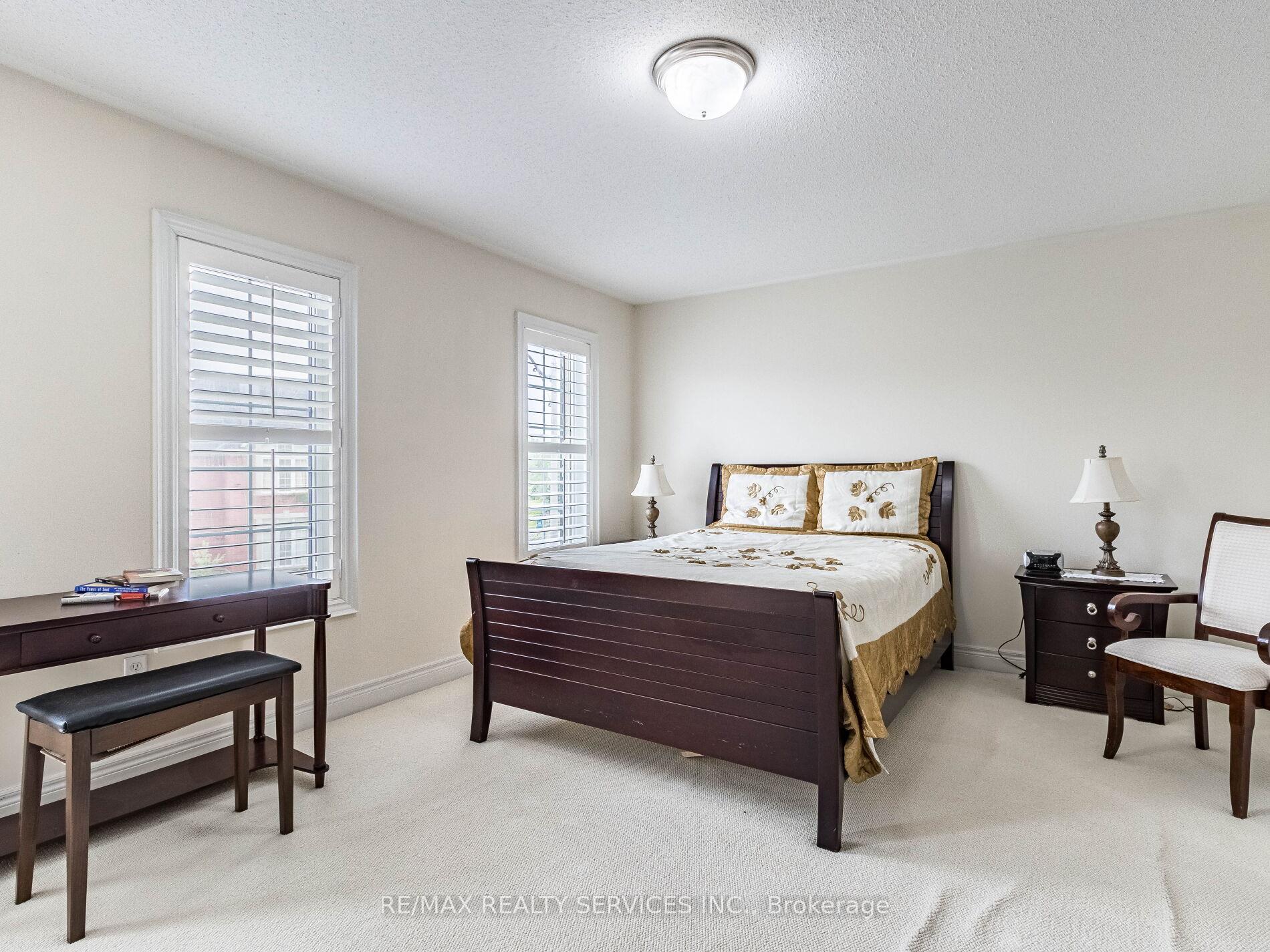 Photo 41 of 44 Trailhead Crescent, Brampton, Sandringham-Wellington — HOMEH