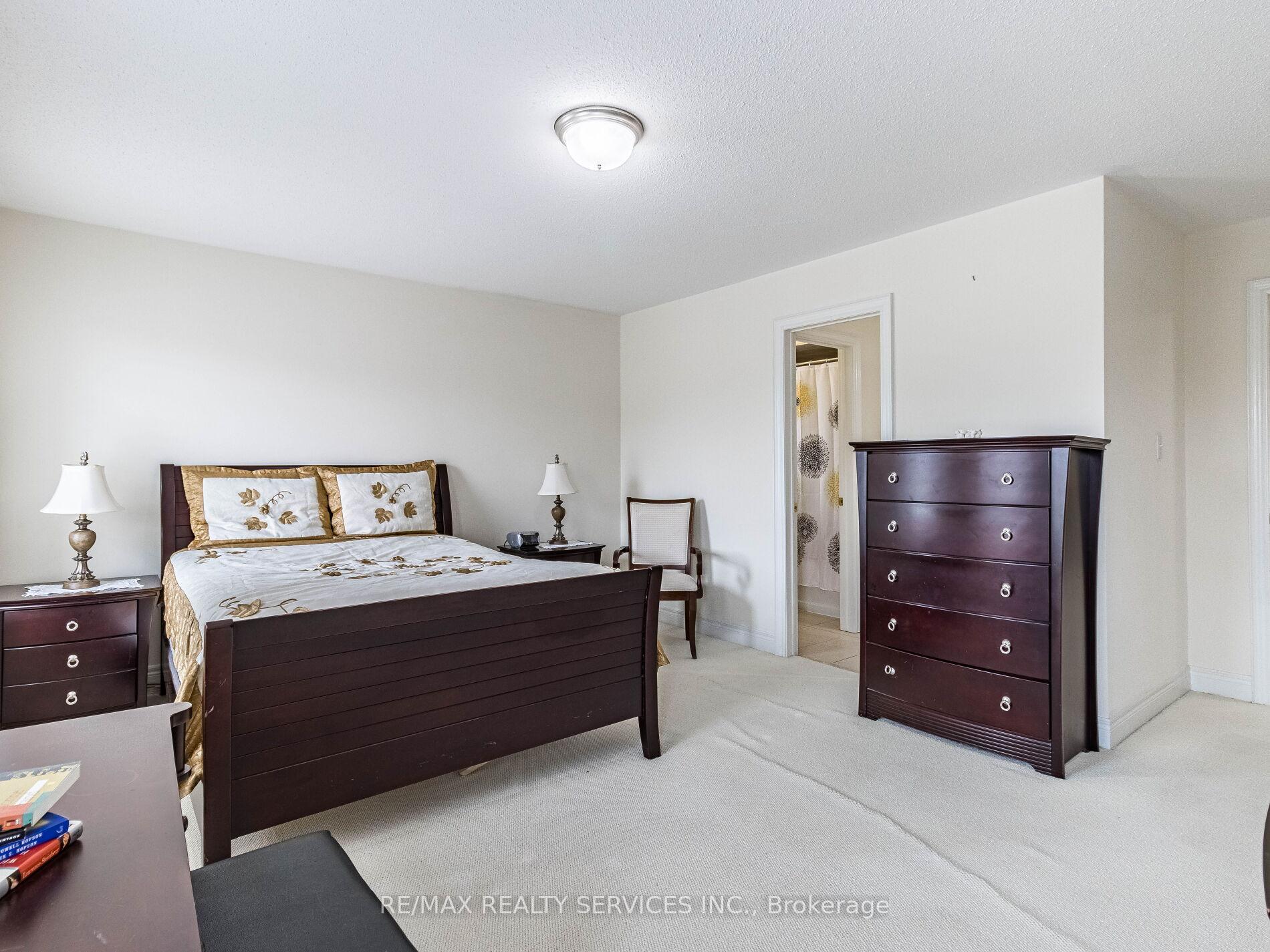 Photo 21 of 44 Trailhead Crescent, Brampton, Sandringham-Wellington — HOMEH