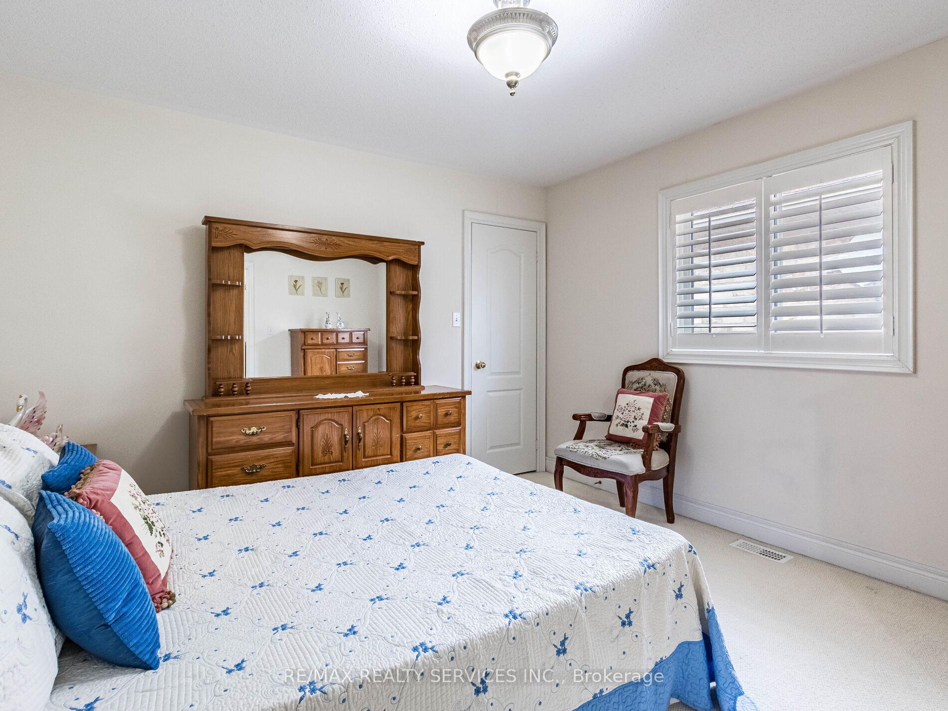 Photo 26 of 44 Trailhead Crescent, Brampton, Sandringham-Wellington — HOMEH