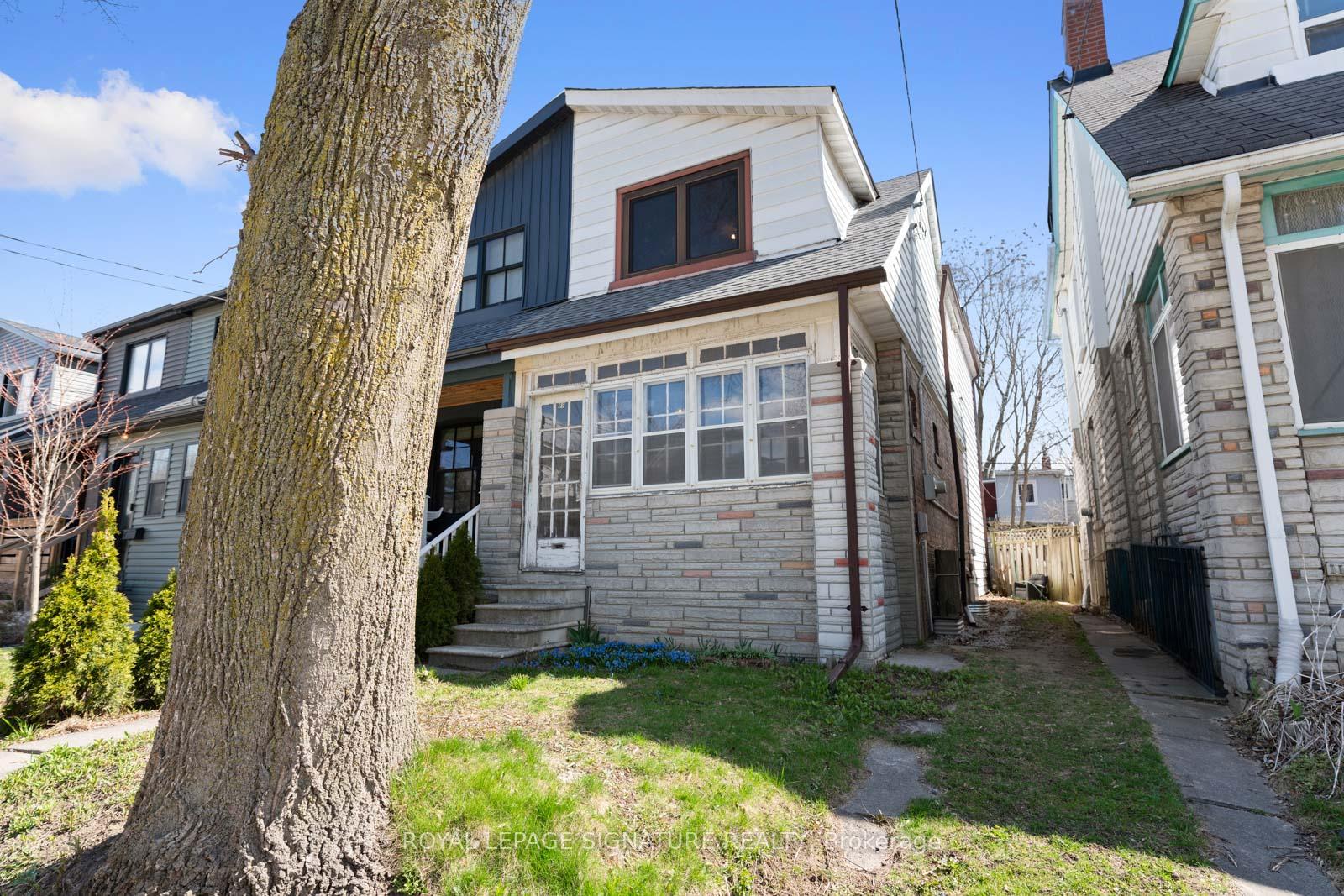 Photo 3 of 99 Kent Road, Toronto, Greenwood-Coxwell — HOMEH