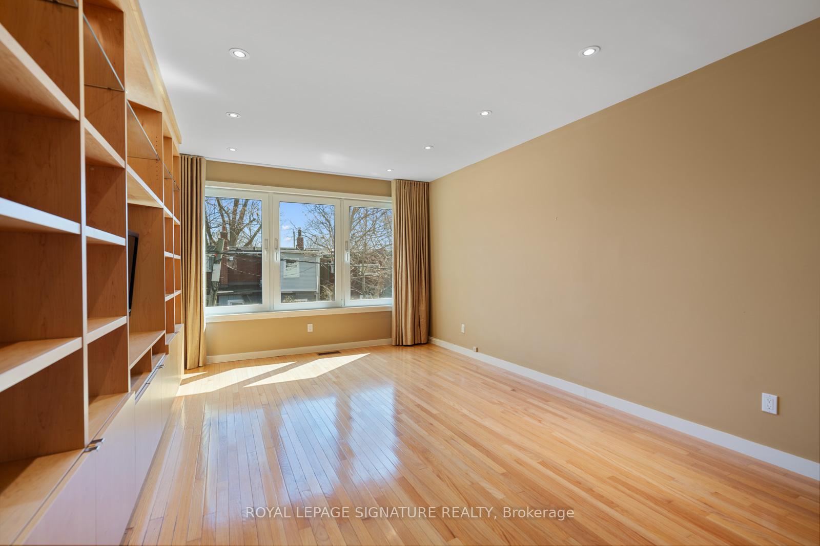 Photo 19 of 99 Kent Road, Toronto, Greenwood-Coxwell — HOMEH
