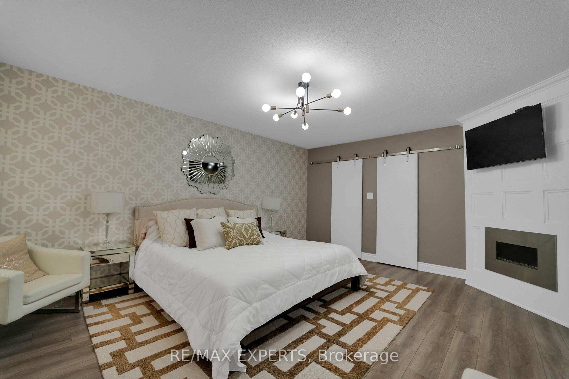 Photo 16 of 58 Bonistel Crescent, Brampton, Fletcher's Meadow — HOMEH