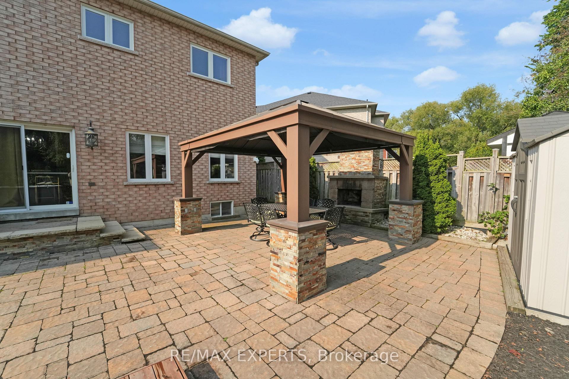 Photo 37 of 58 Bonistel Crescent, Brampton, Fletcher's Meadow — HOMEH