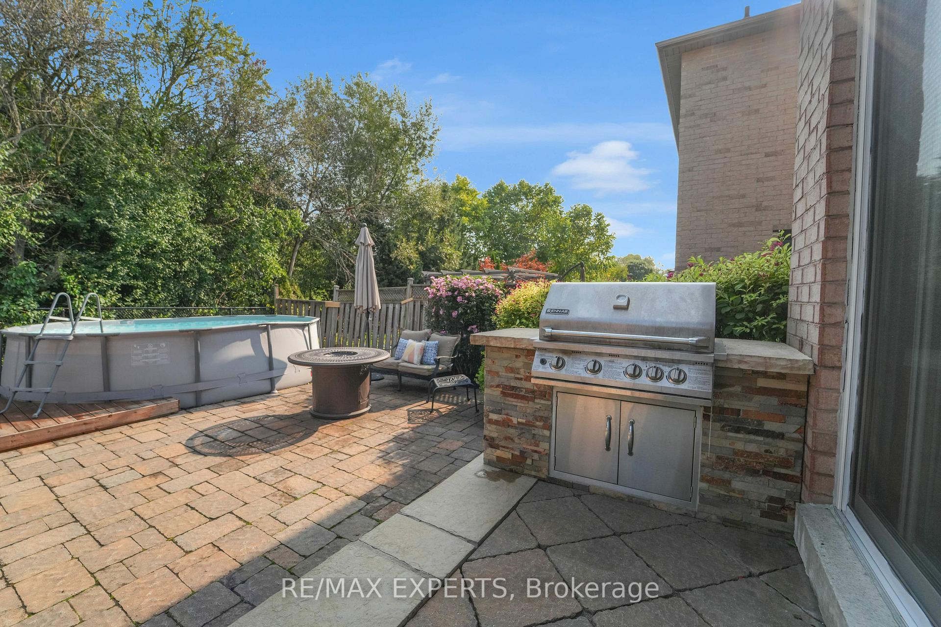 Photo 38 of 58 Bonistel Crescent, Brampton, Fletcher's Meadow — HOMEH