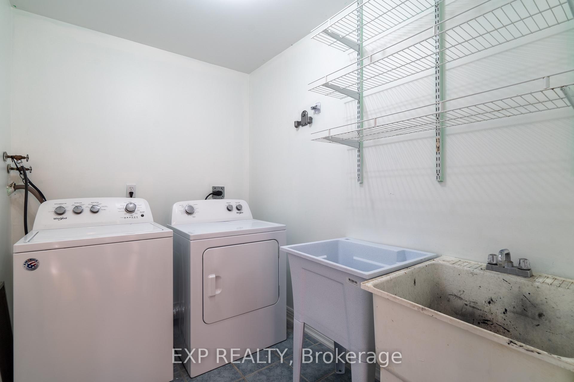 Photo 13 of 69 Schooner Drive, Brampton, Fletcher's Meadow — HOMEH