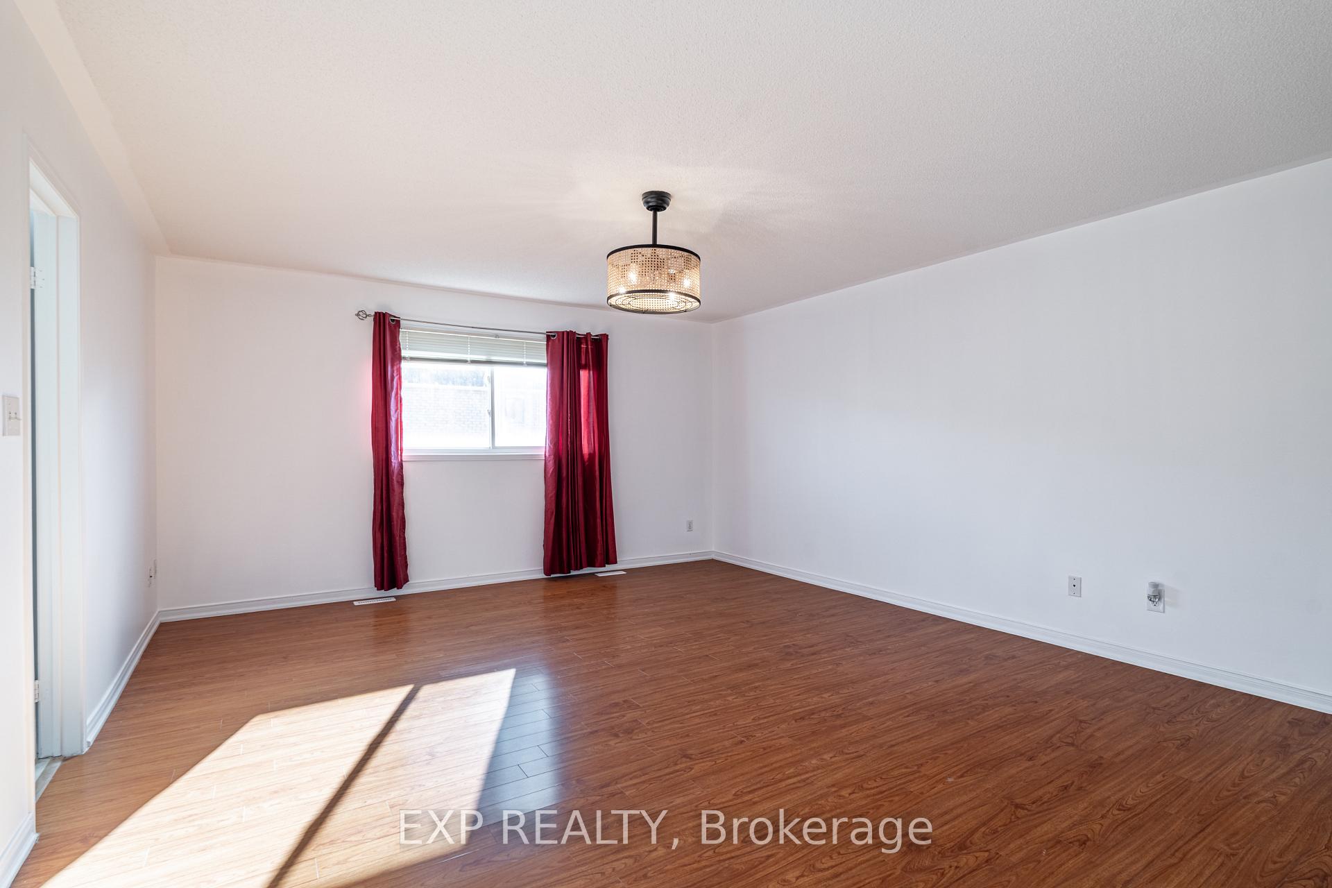 Photo 16 of 69 Schooner Drive, Brampton, Fletcher's Meadow — HOMEH