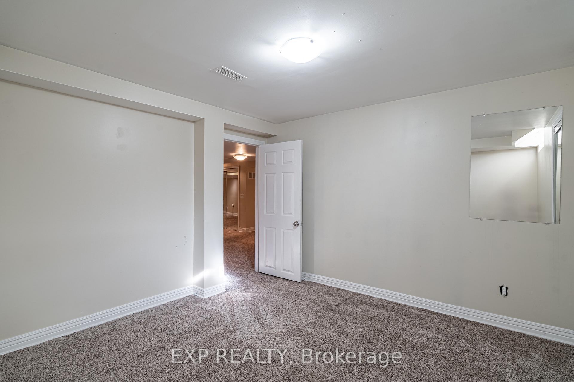 Photo 31 of 69 Schooner Drive, Brampton, Fletcher's Meadow — HOMEH